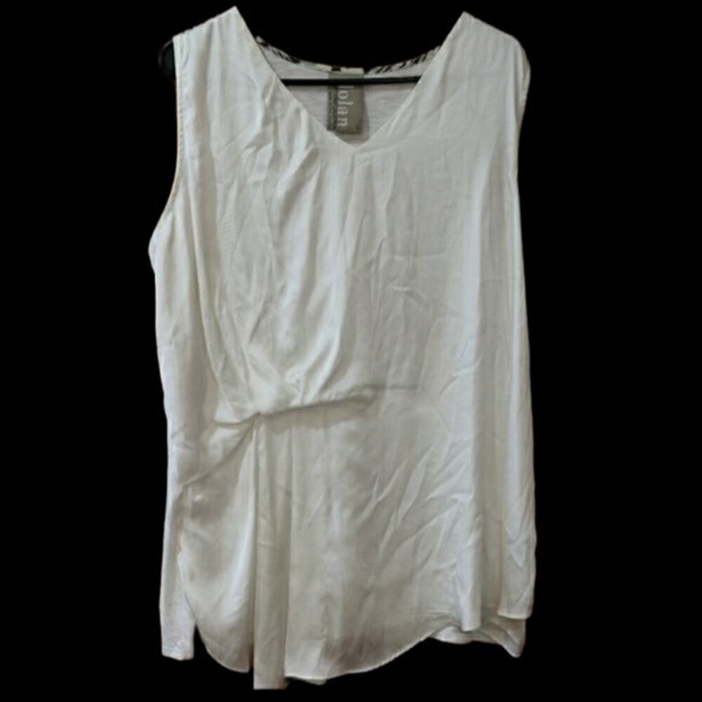 Dolan Left Coast Collection White Twist Sleeveless Top LG